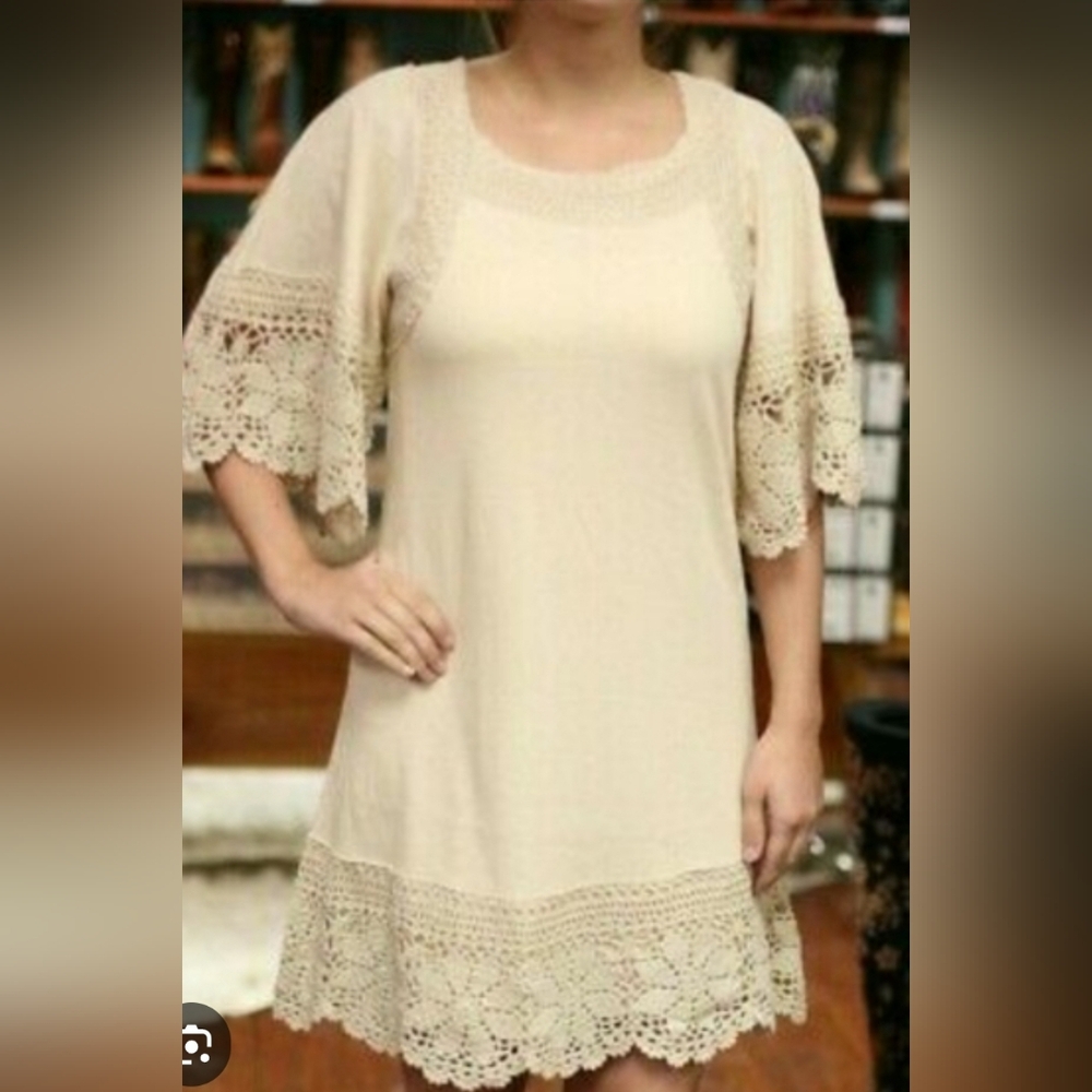 Anthropologie "Judith March"  Lace Crochet Sleeve Shift Dress In Tan Size Small